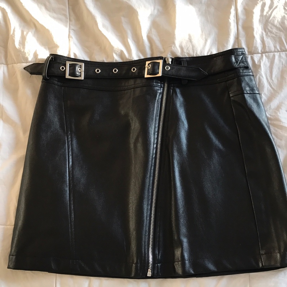 Leather skirt