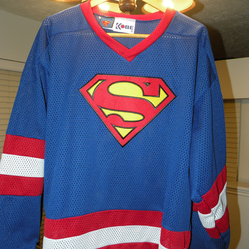 SuperMan Hockey Jersey Size xl