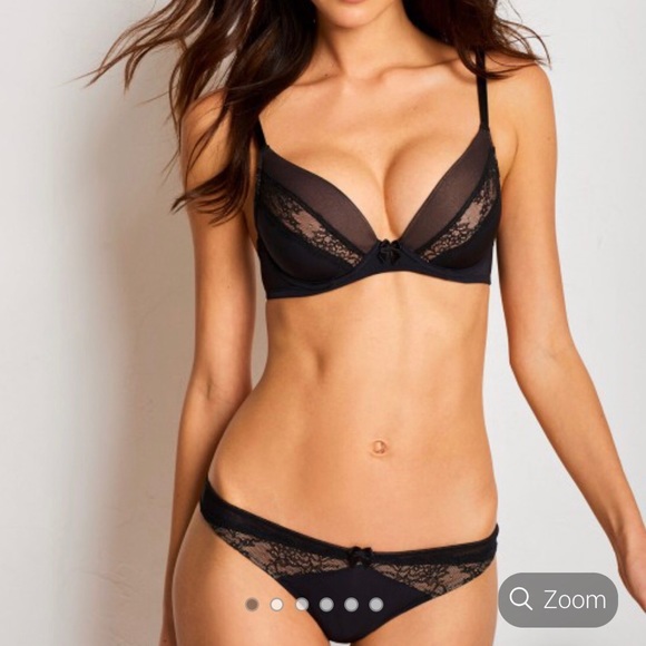 Brand New Sexy Bra and Panty Set! - Picture 1 of 3