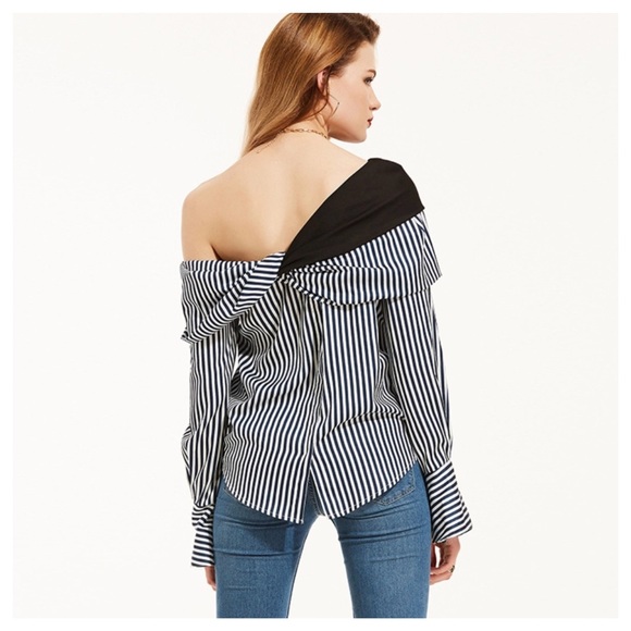 Black & White Silky Off The Shoulder Top - Picture 3 of 4