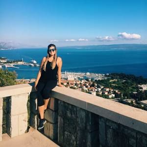 Meet your Posher, Melissa