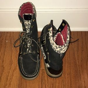 Black cheetah print Sperry boots
