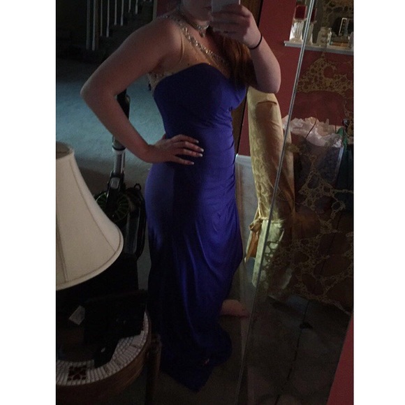 PROM DRESS - Picture 4 of 6