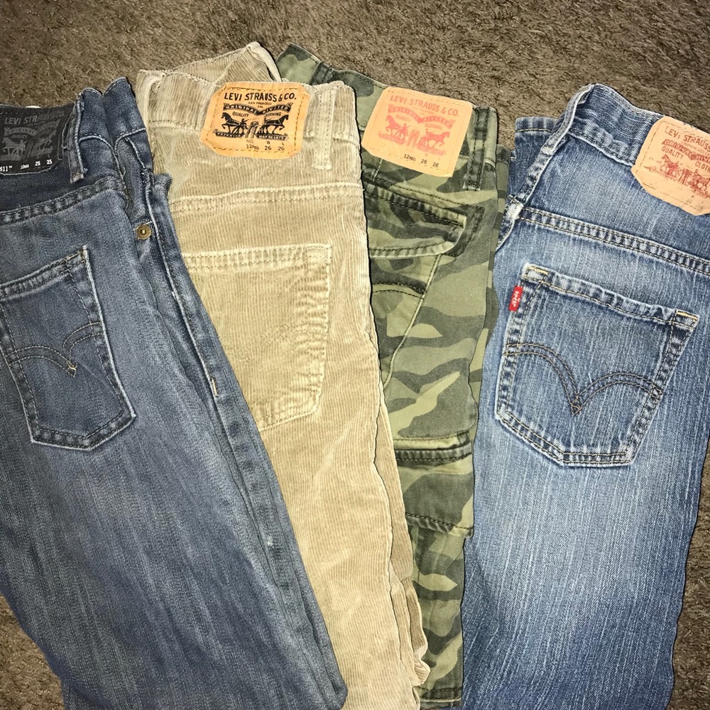 Boys Levi’s size 10 like new