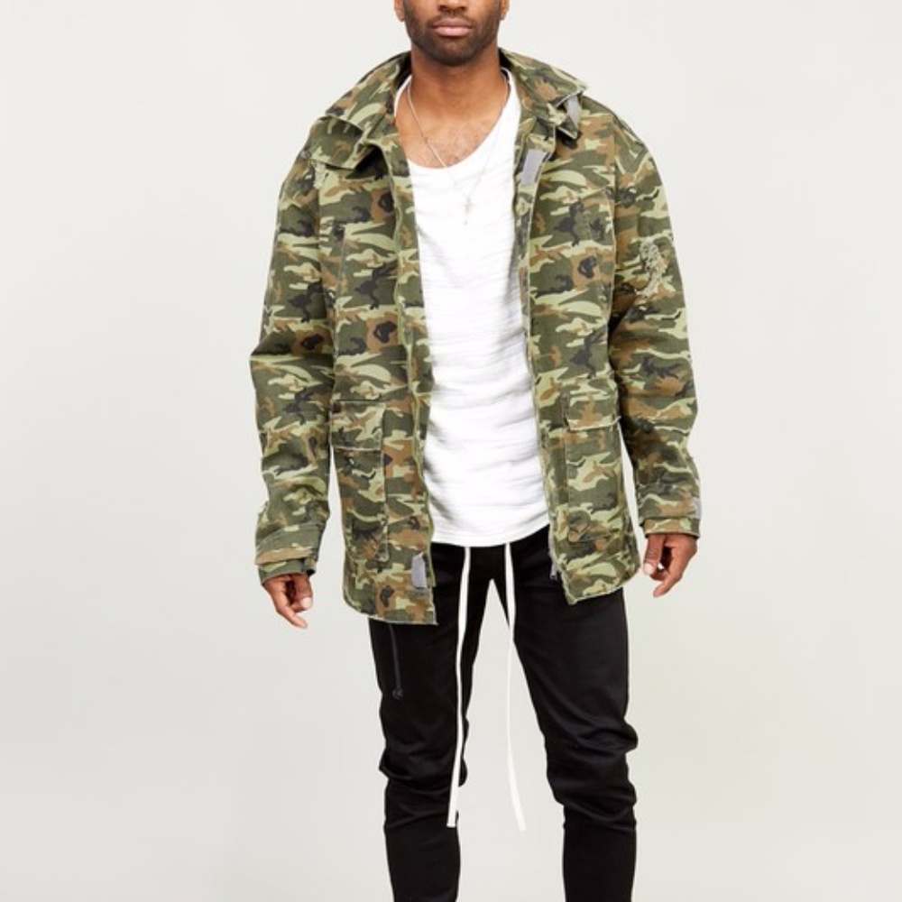 MEN'S CAMO DETACHABLE HOOD JACKET