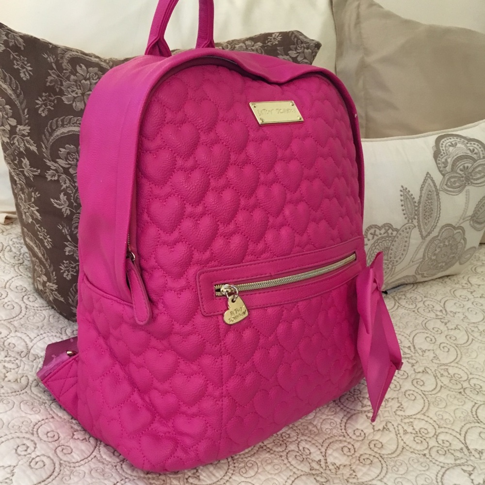 💕Betsy Johnson Hot Pink Heart Quilted Backpack💕