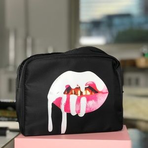 Kylie Cosmetics Makeup Bag - Birthday Edition 2016