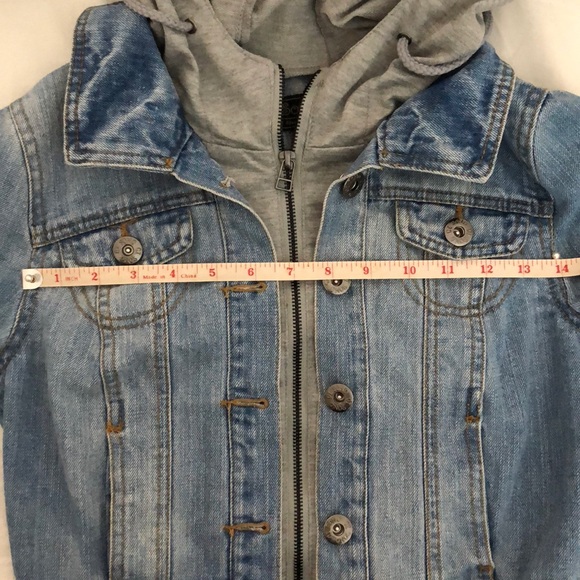 💝Super Cute💝 Jean hoodie jacket - Picture 5 of 8