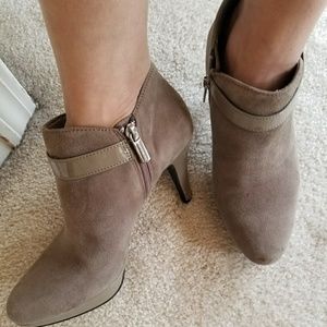 Bandolino Booties