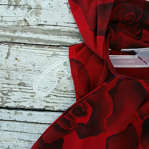 Express sleeveless Valentine’s Red w/black roses or Christmas roses. Extra small - Picture 7 of 7