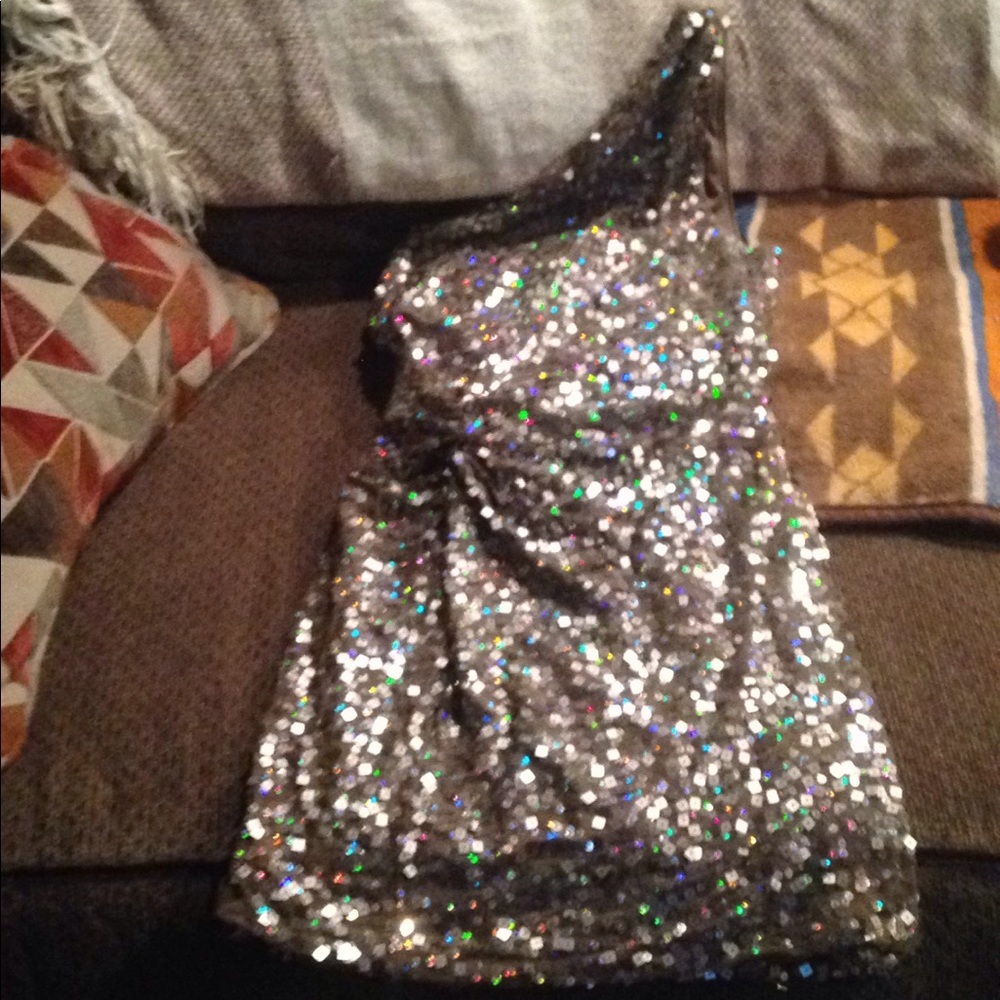 Pretty short dress