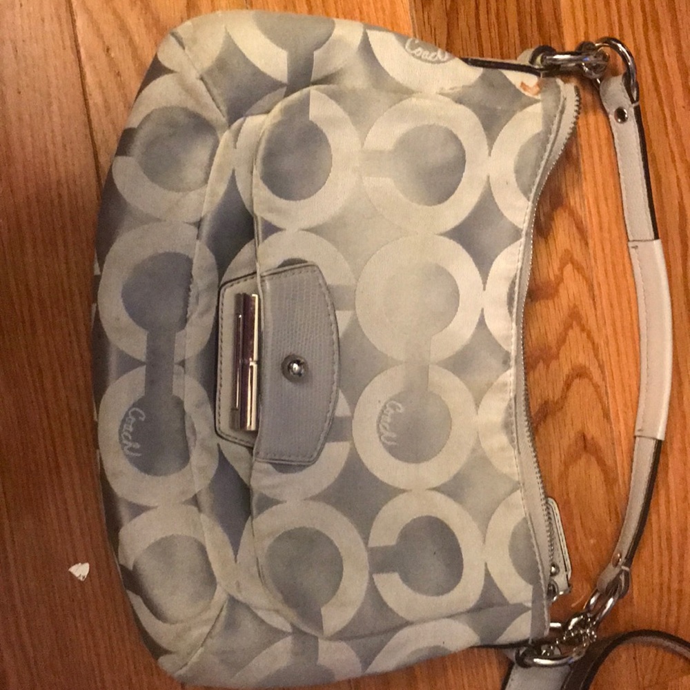 Slightly used small/medium coach bag