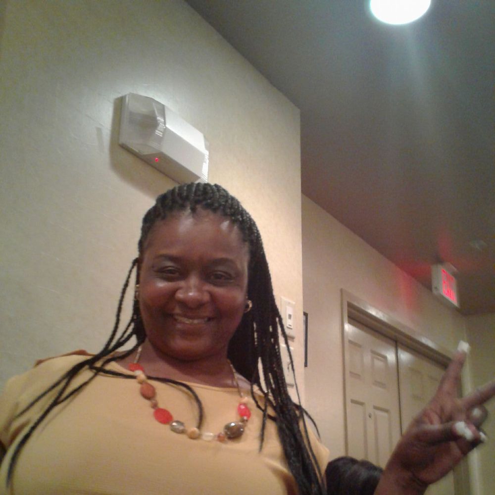 Meet your Posher, Deborah