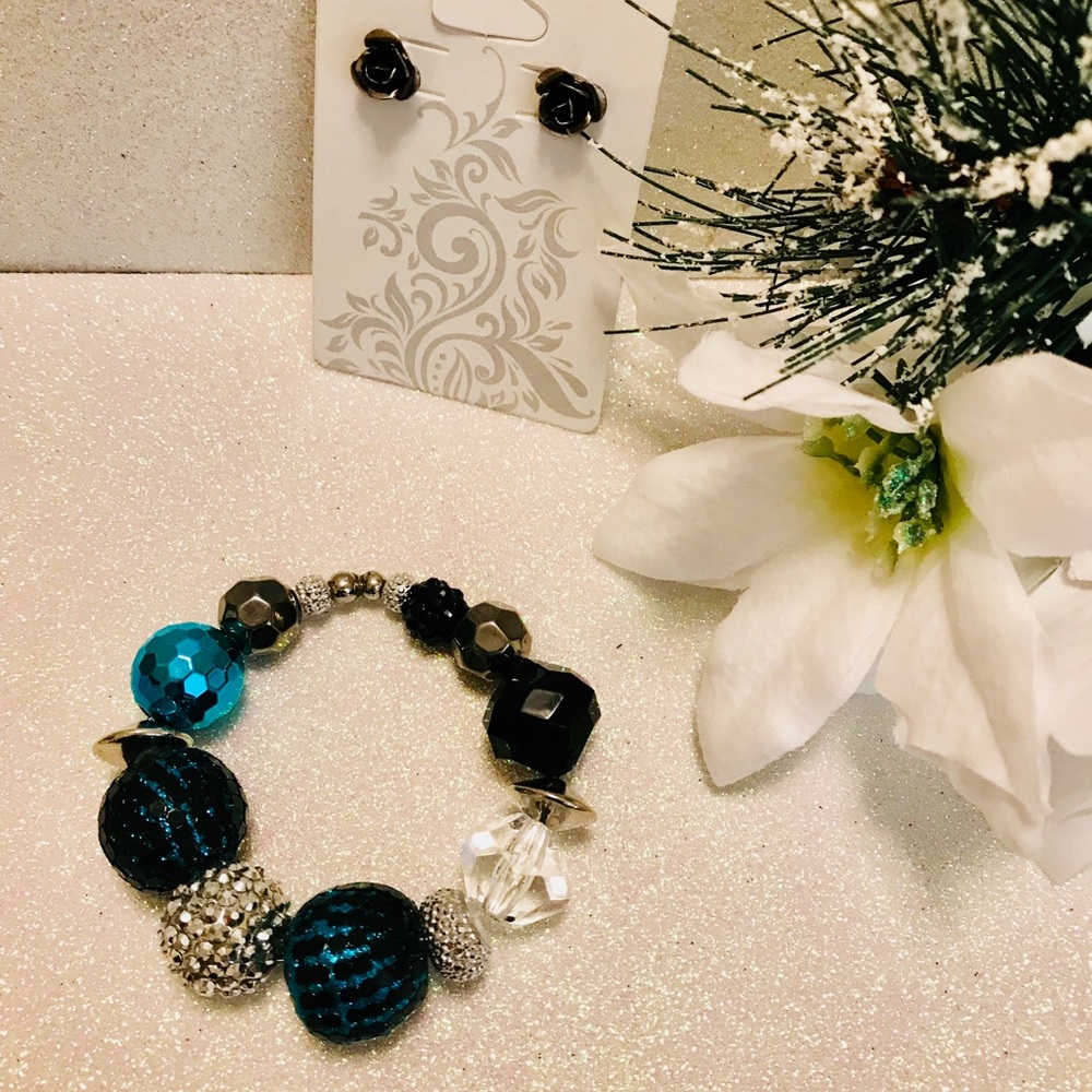 ❤️ teen blue bracelet with earrings