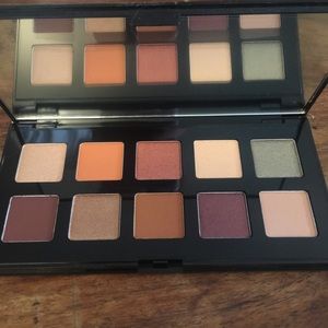 NYX Eyeshadow Palette