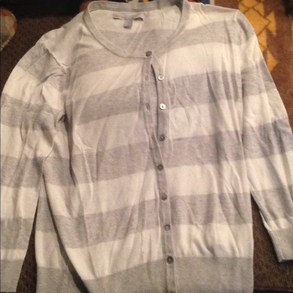 Old navy cardigan