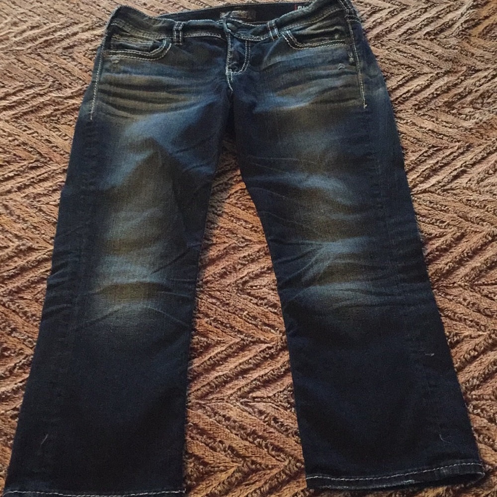 Silver Jeans Co Suki Crops size 31