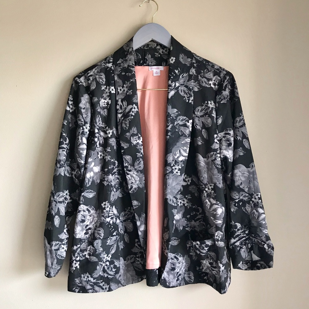 Xhilaration Floral Blazer
