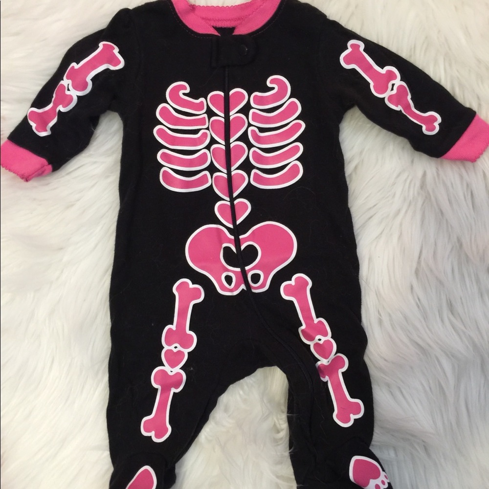 Zip up Skeleton sleeper size 0-3
