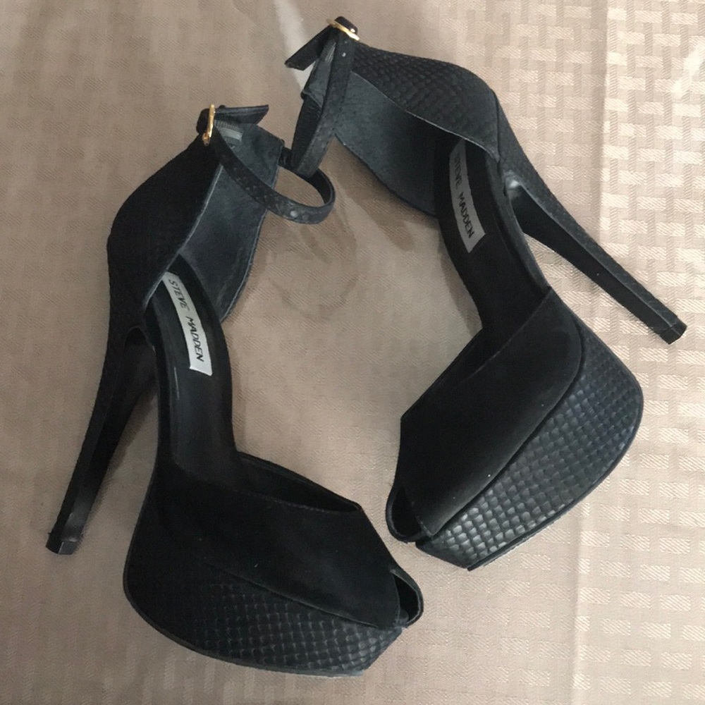 Black peep toe ankle strap heel