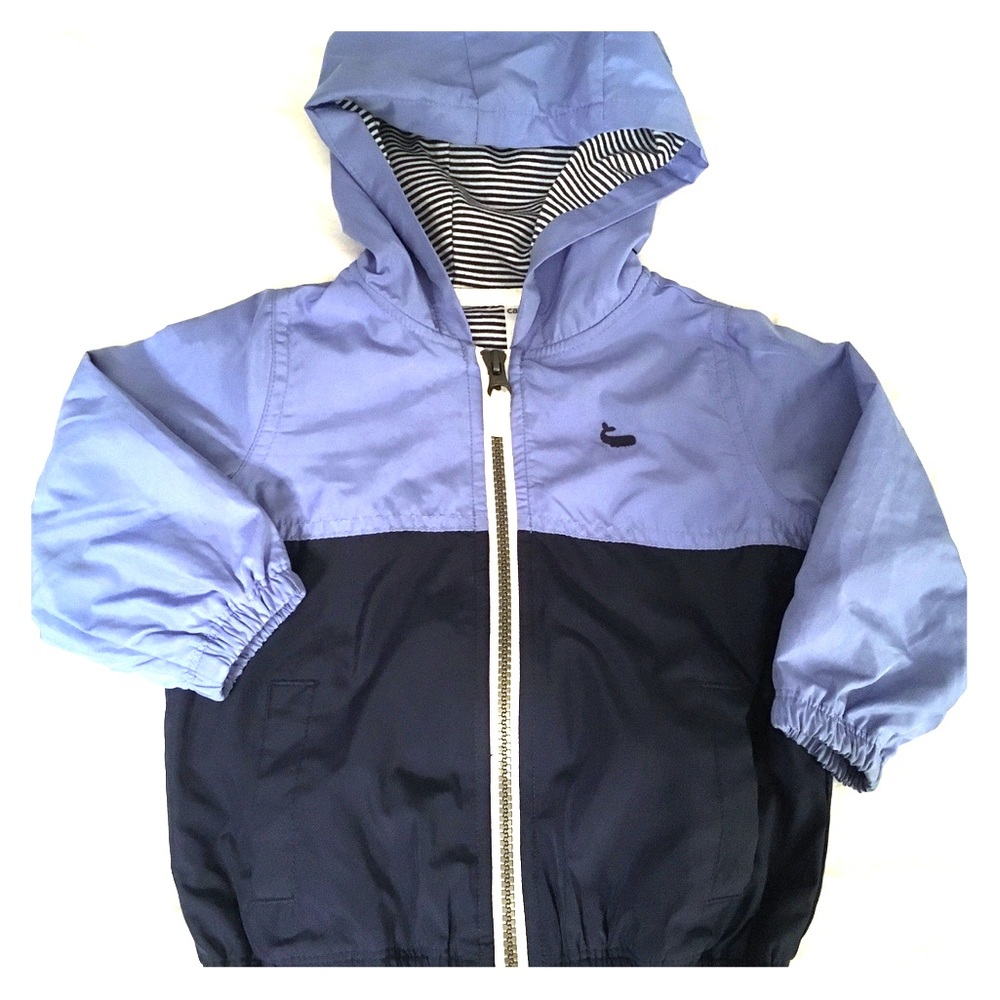 🌟SALE🌟water resistant jacket w/hood. Soft lining