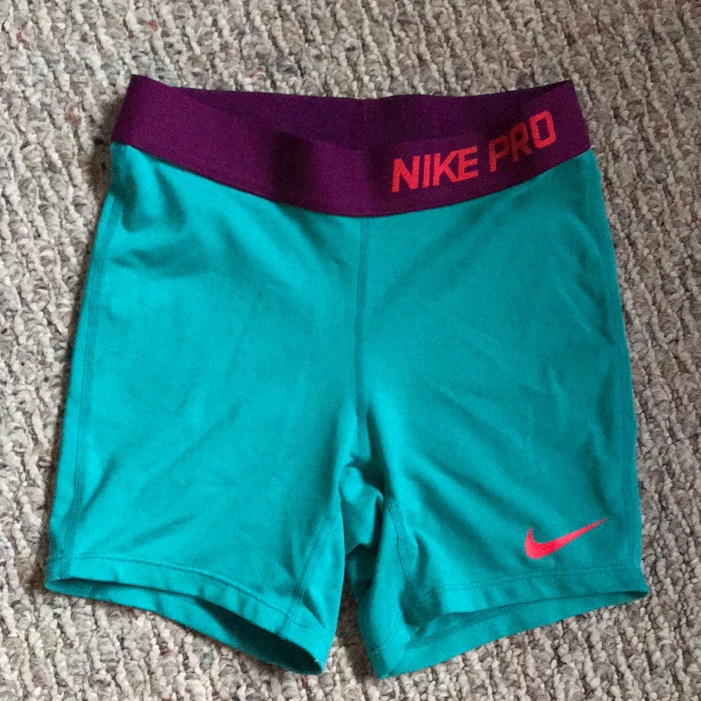TURQUOISE AND PURPLE NIKE PROS! Youth Large