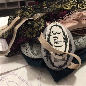 Meet your Posher, Missy