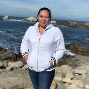 Meet your Posher, Isela