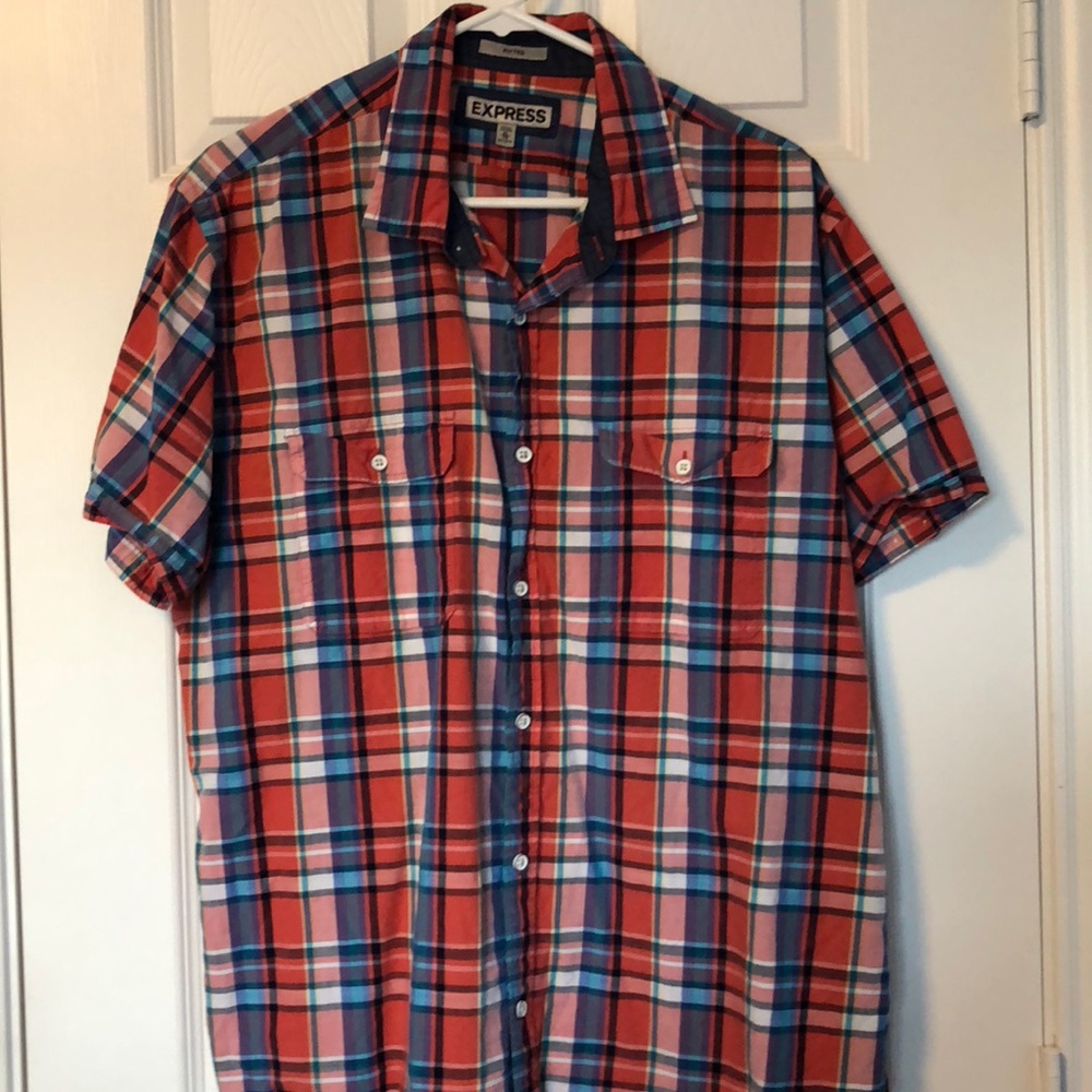 Fitted plaid cotton short sleeve button down shirt