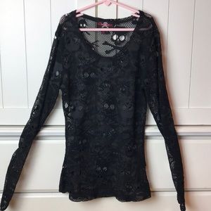 Mesh with skulls top size S purchased at Hot Topic
