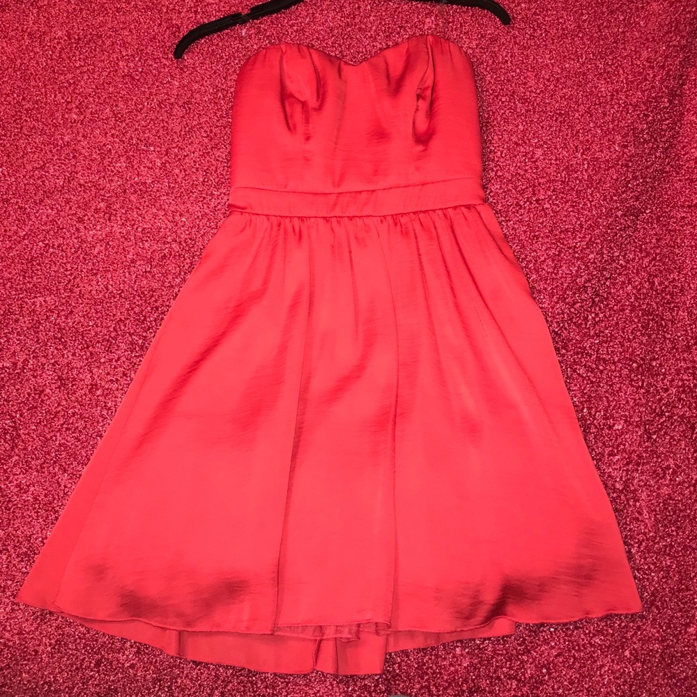 Adorable sweetheart dress