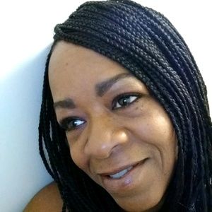 Meet your Posher, Robyn