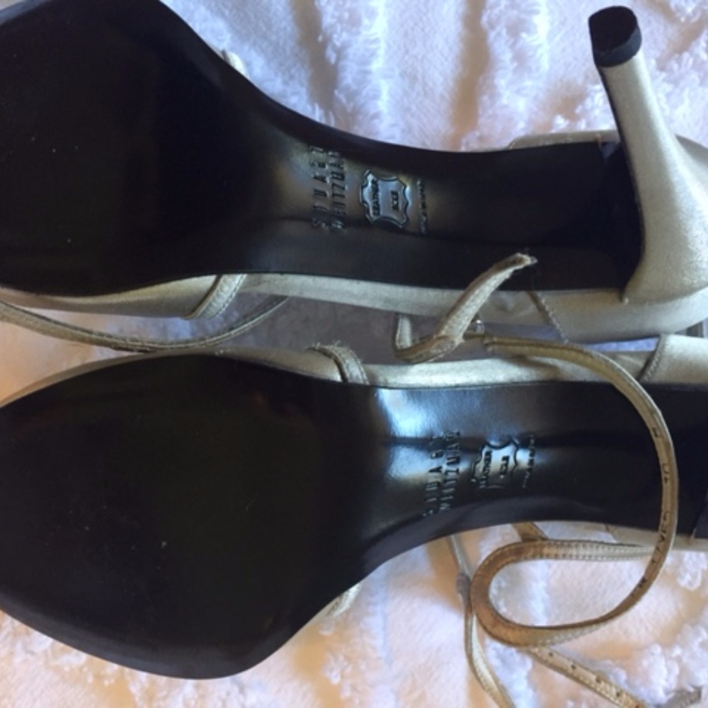 New in Box Stuart Weitzman Heels Chrome Raso - Picture 5 of 7