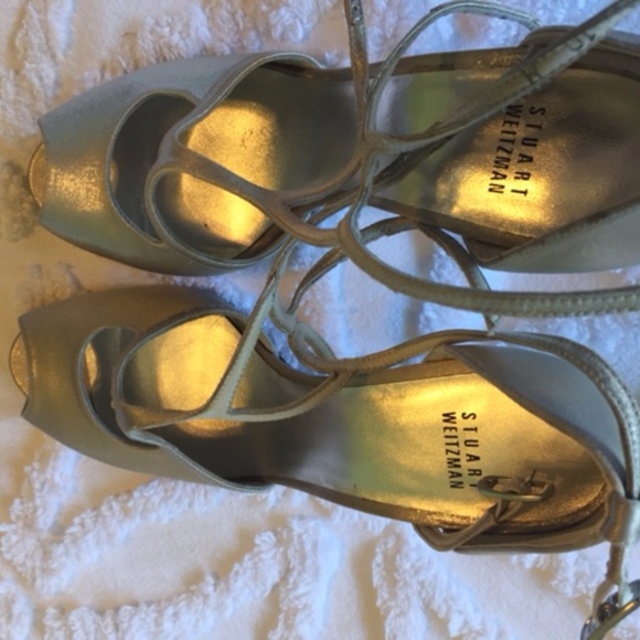 New in Box Stuart Weitzman Heels Chrome Raso - Picture 3 of 7