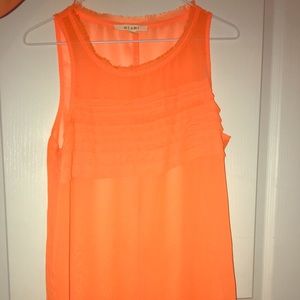 Orange tank with tiers size M