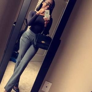 Meet your Posher, Jatu