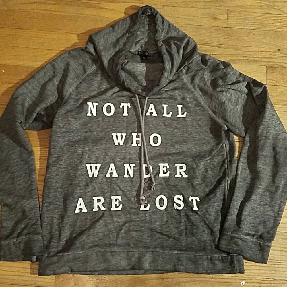 Cowl neck swestshirt