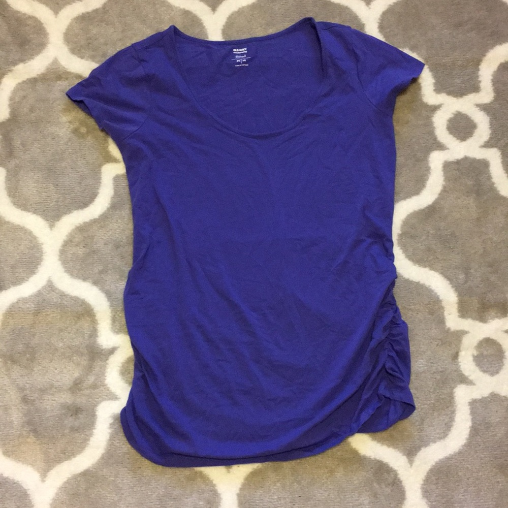 Old Navy Maternity Tee