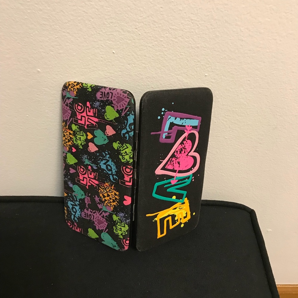 Claire's "Love" Wallet