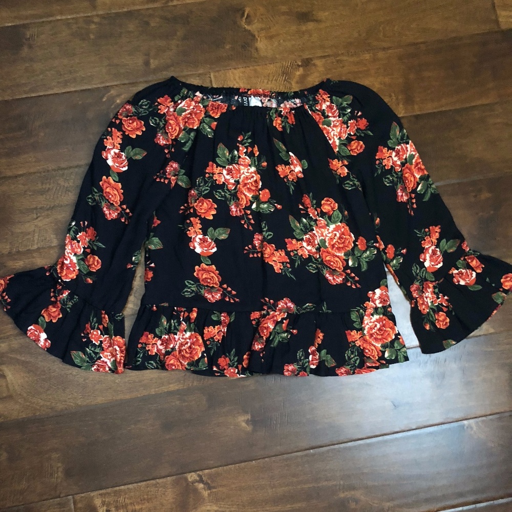 Off the Shoulder Floral Top- Divided by H&M