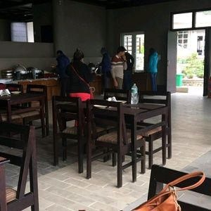 Meet your Posher, Naju