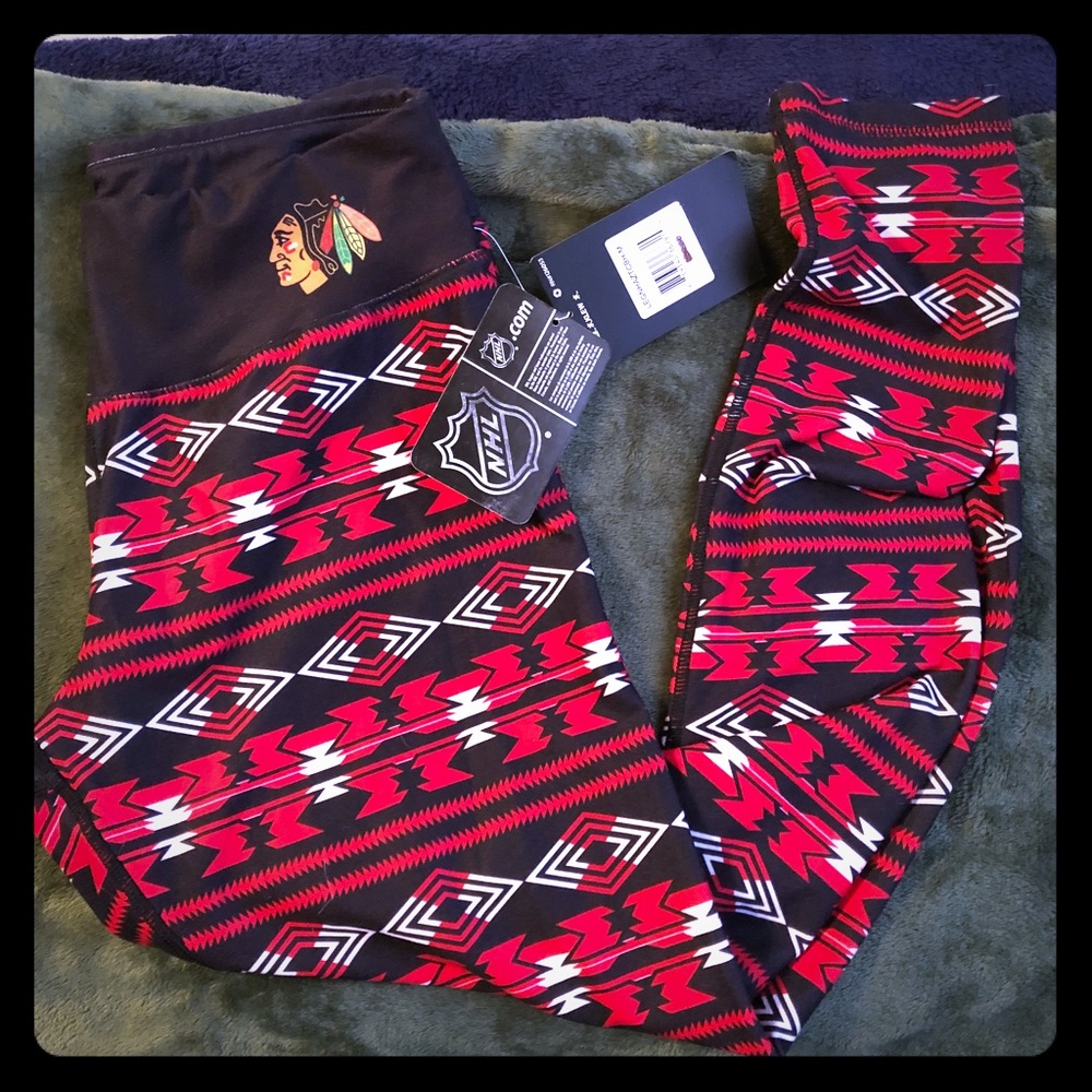 CHICAGO BLACKHAWKS YOGA PANTS