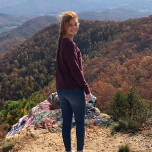 Meet your Posher, Meagan