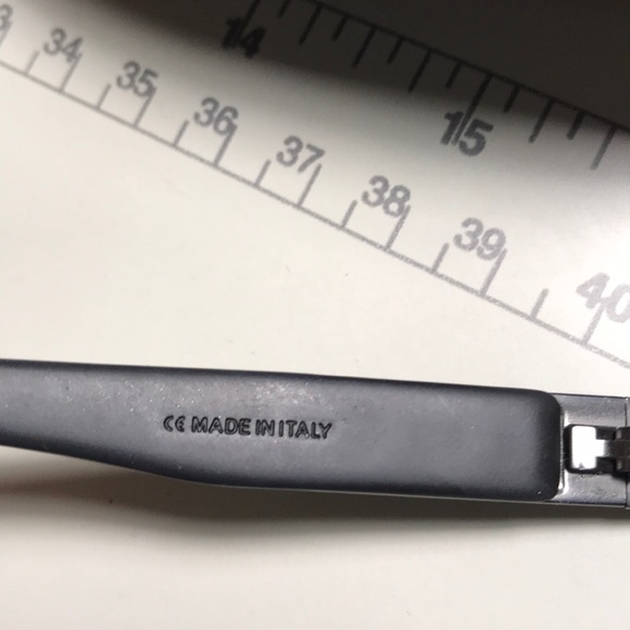 Authentic 100% GUCCI Sunglasses - Picture 4 of 6