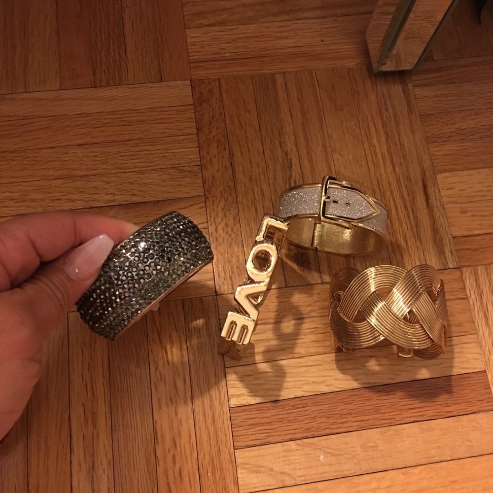 Multiple Bangles...Brand New - image 3