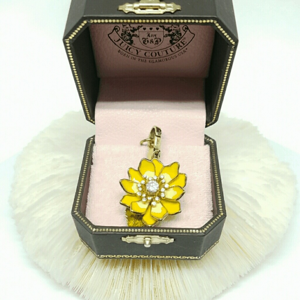 Juicy Couture Yellow Flower Charm YJRU0938