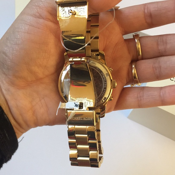 Michael Kors Gold Watch - Picture 6 of 6