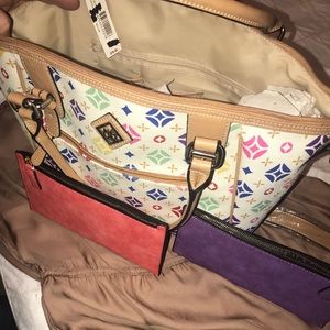 New Direction tote, crossbody w/ 2 pouchettes