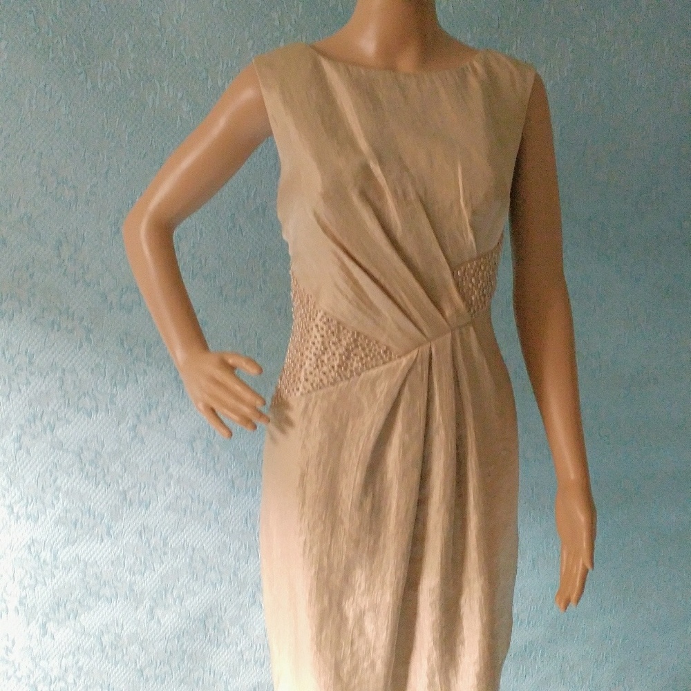 8 Adrianna Papell Gold Shimmering Cocktail Dress