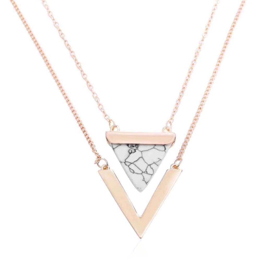 Statement necklace